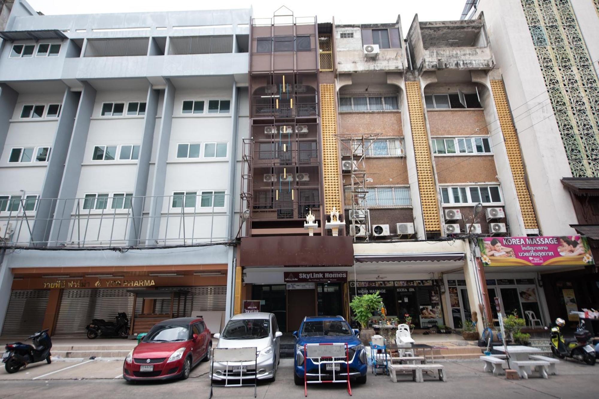 Skylink Homes Bangkok Buitenkant foto